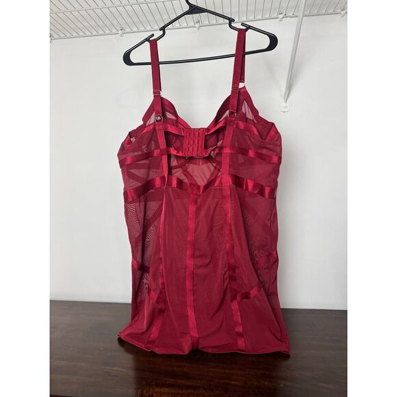 Torrid Red Cut Out Strappy Chemise, Lingerie Size 2 NWT - Picture 3 of 9